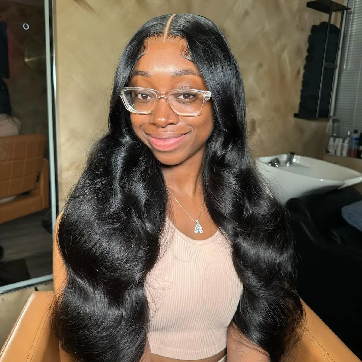 XBL Best Seller 13x4 hd Lace Front Wig Precut Preplucked Glueless 100% Human Hair Wig Wholesale Cheap Prices