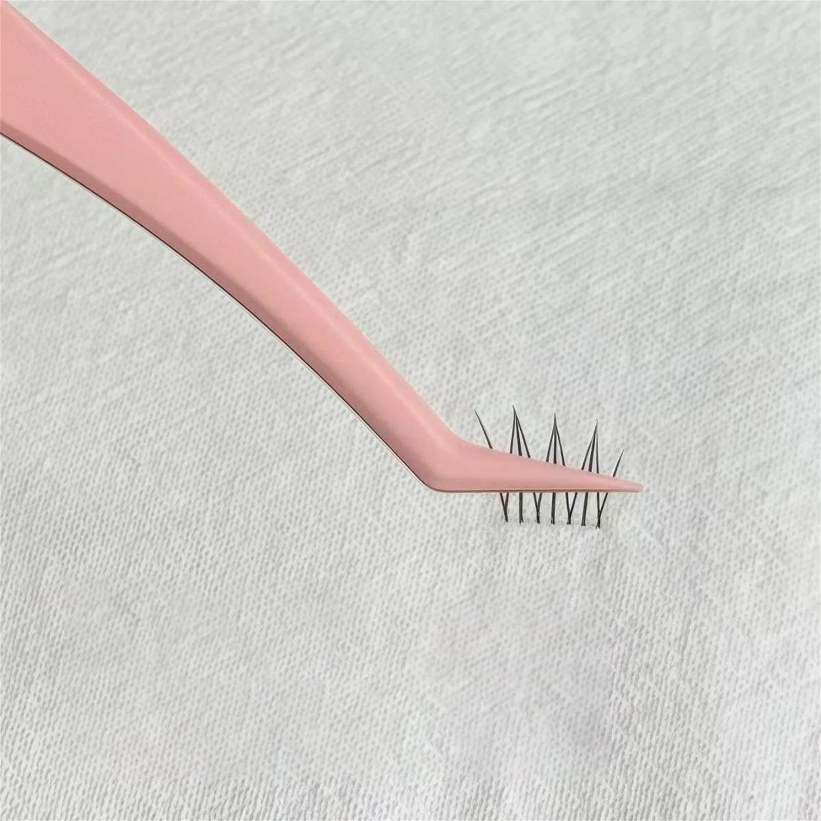Eyelash Tweezer