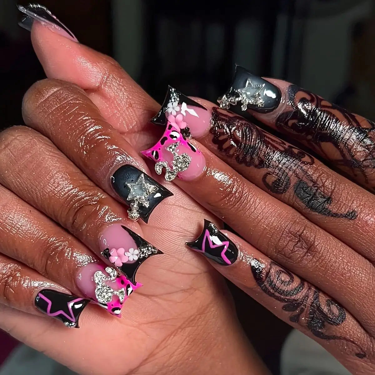 24PCS Duck Press on Nails