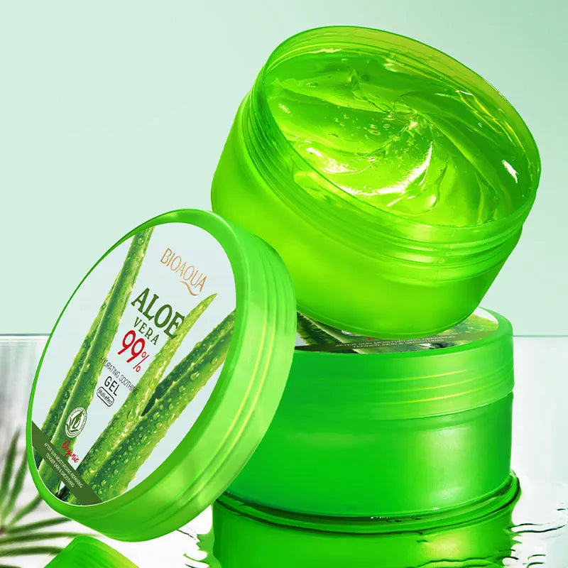 Green aloe vera gel container with '300g high-capacity' label on a light green background