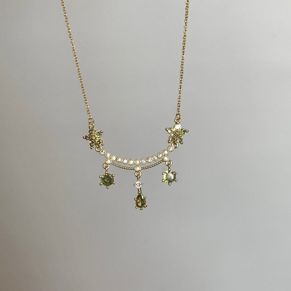 Wildflower Serenade Necklace in Green