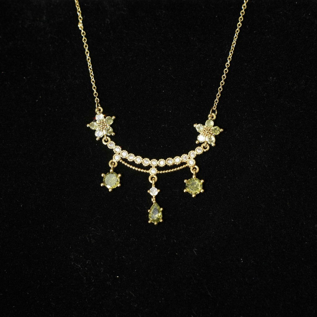 Wildflower Serenade Necklace in Green